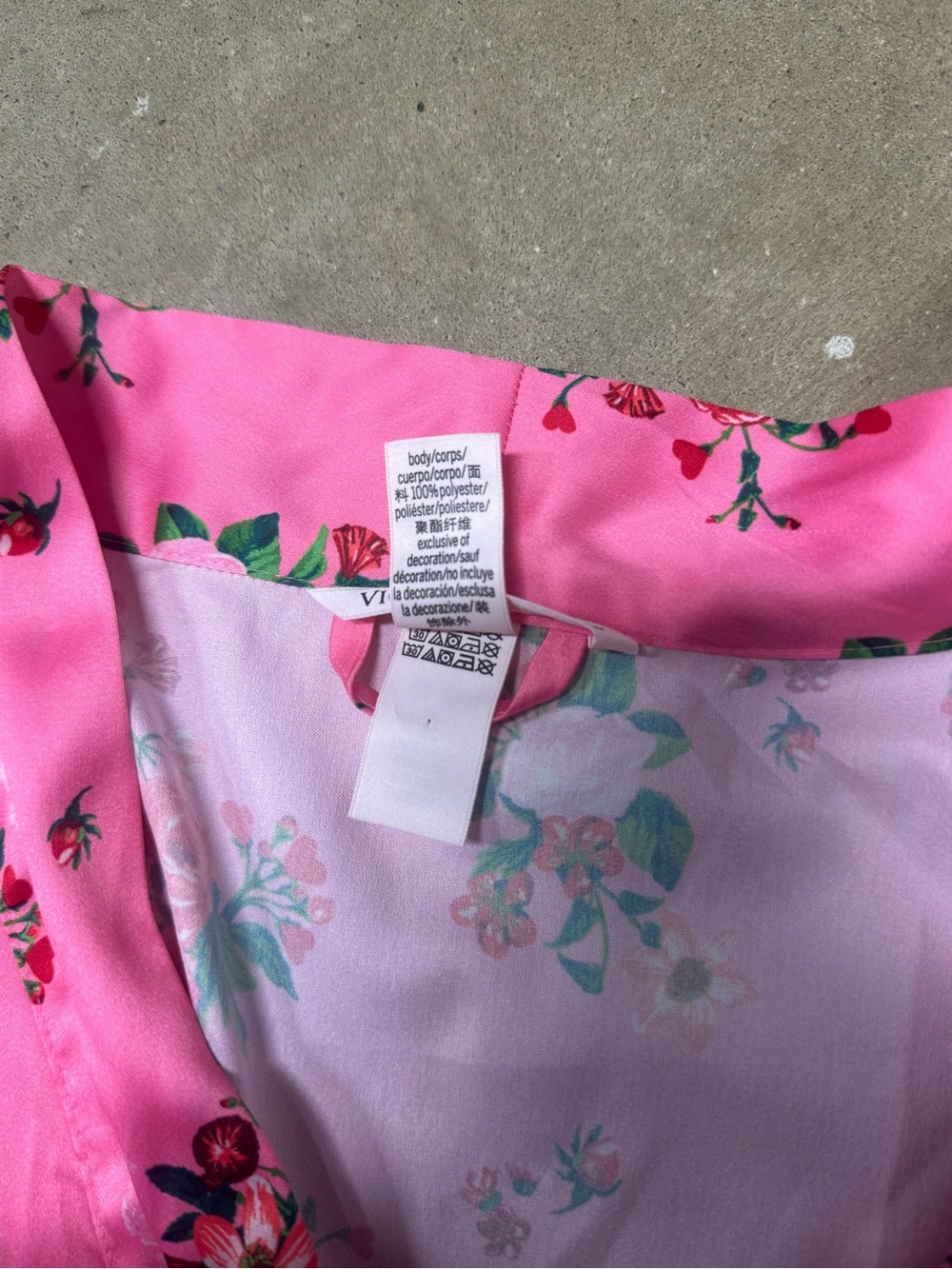 Victoria Secret Floral Pink Robe - Picture 6 of 6